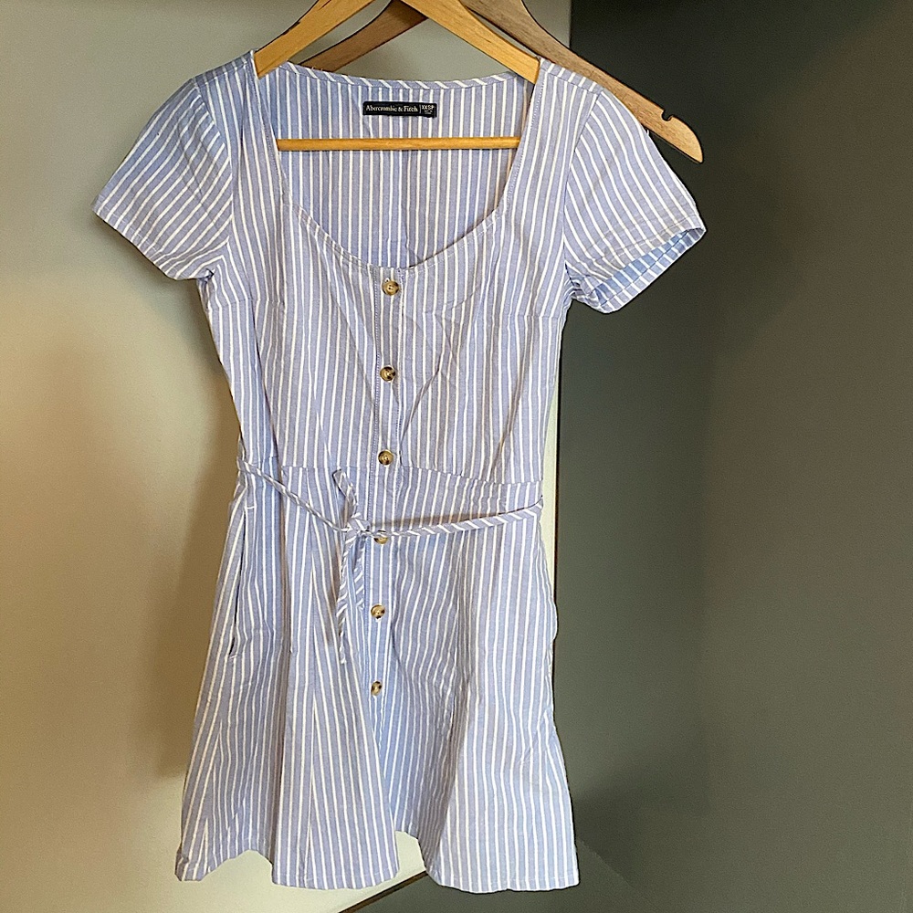 Abercrombie & finch mini dress